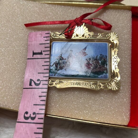 Mount Vernon 1995 Christmas Ornaments Set In Gift Box - Picture 6 of 7